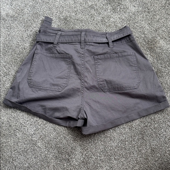 Arizona Jean Company Gray Women's Shorts - Picture 4 of 5